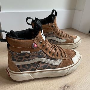 Vans Sk8-HI MTE 2 size 5.5 allweather, youth, kids, waterproof, sneaker, runner